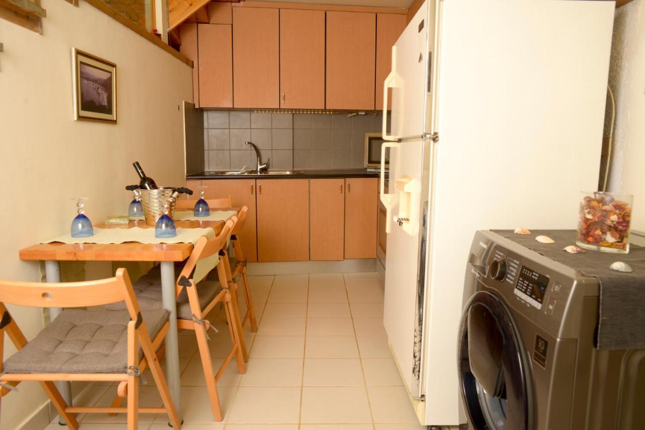 Agali 1 Superior Maisonette كالاماتا المظهر الخارجي الصورة