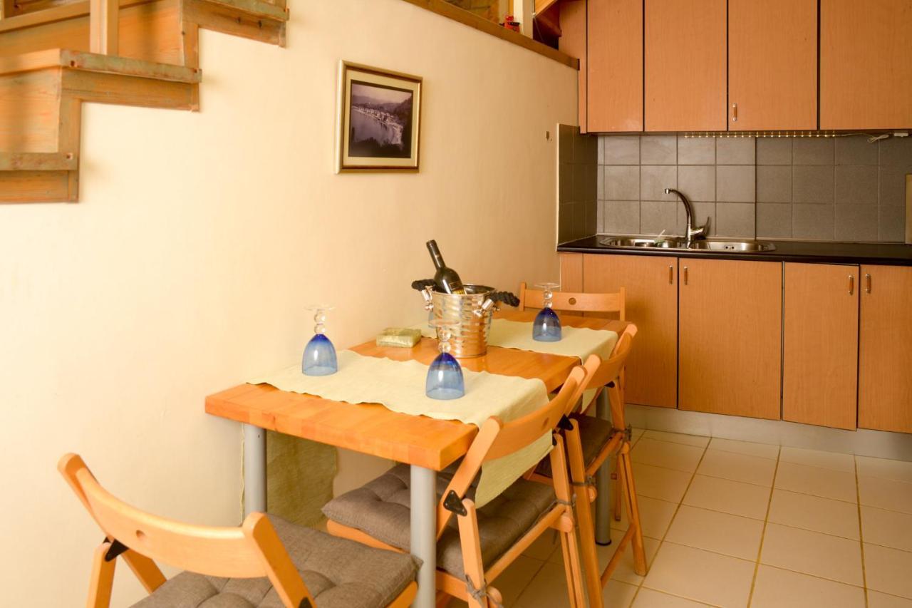 Agali 1 Superior Maisonette كالاماتا المظهر الخارجي الصورة