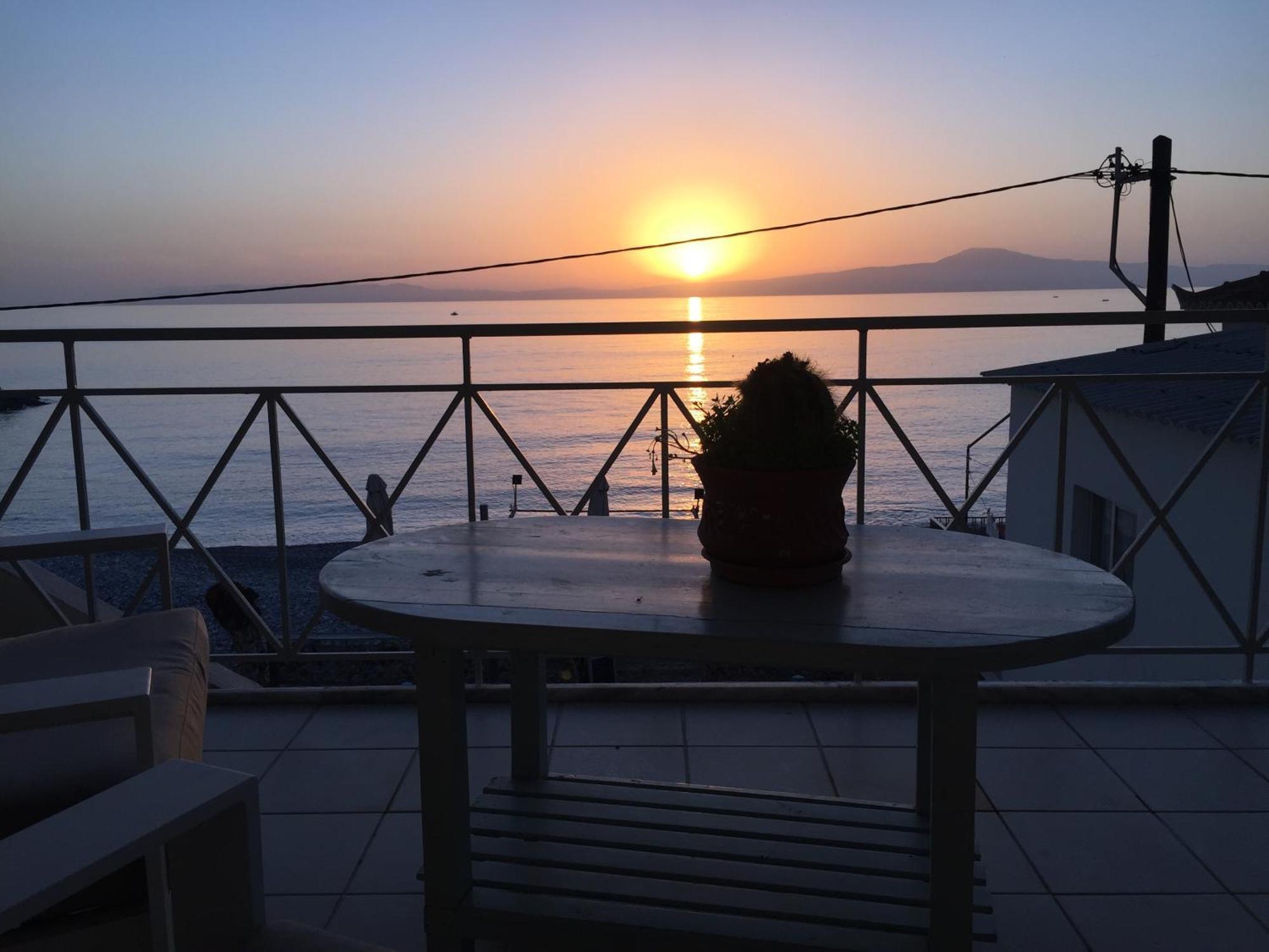 Agali 1 Superior Maisonette كالاماتا المظهر الخارجي الصورة