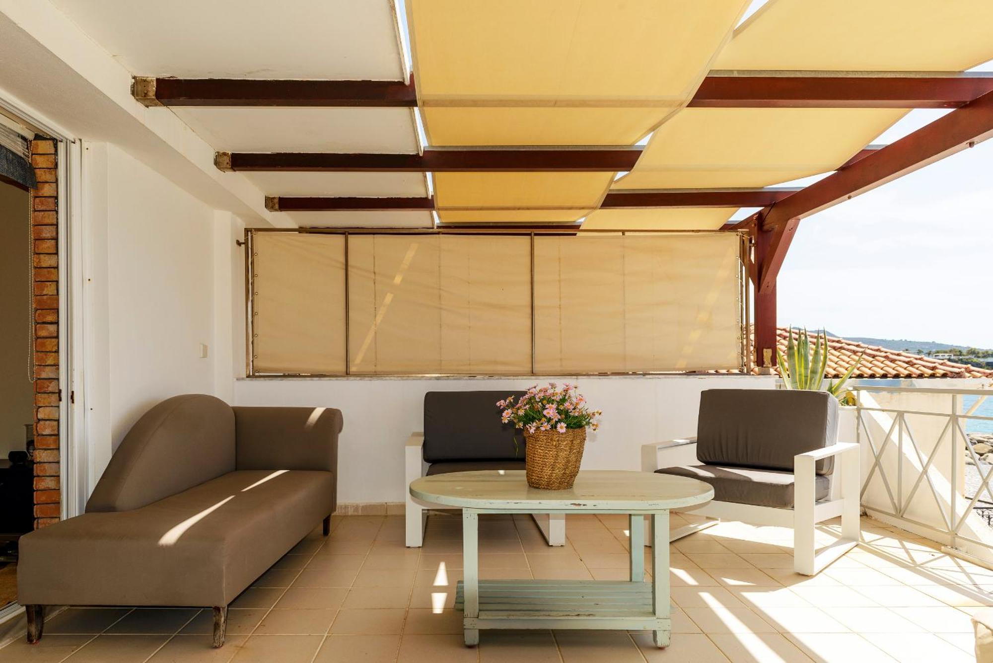 Agali 1 Superior Maisonette كالاماتا المظهر الخارجي الصورة